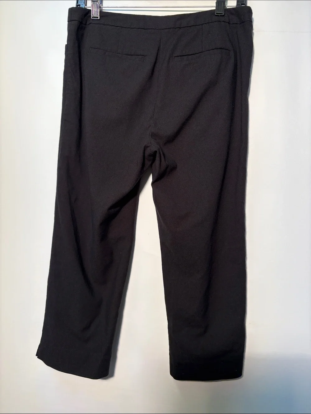 Mario Serrani Black Capri Pants for Women - Picture 3 of 11